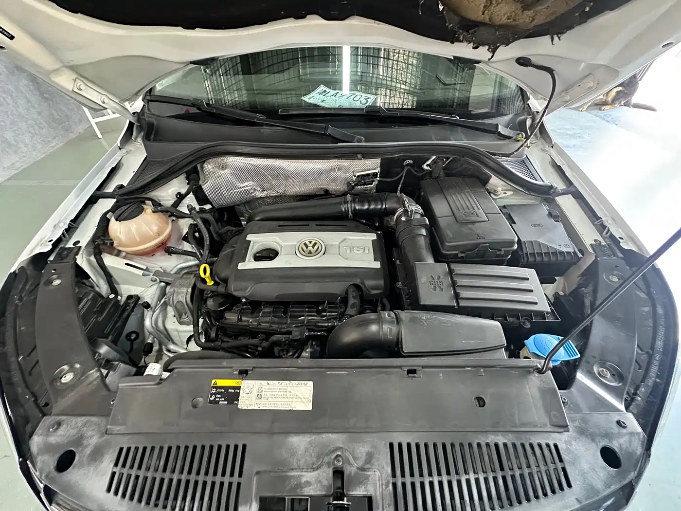 Volkswagen Tiguan 2015 2.0TSI Comfort Edition фото 17