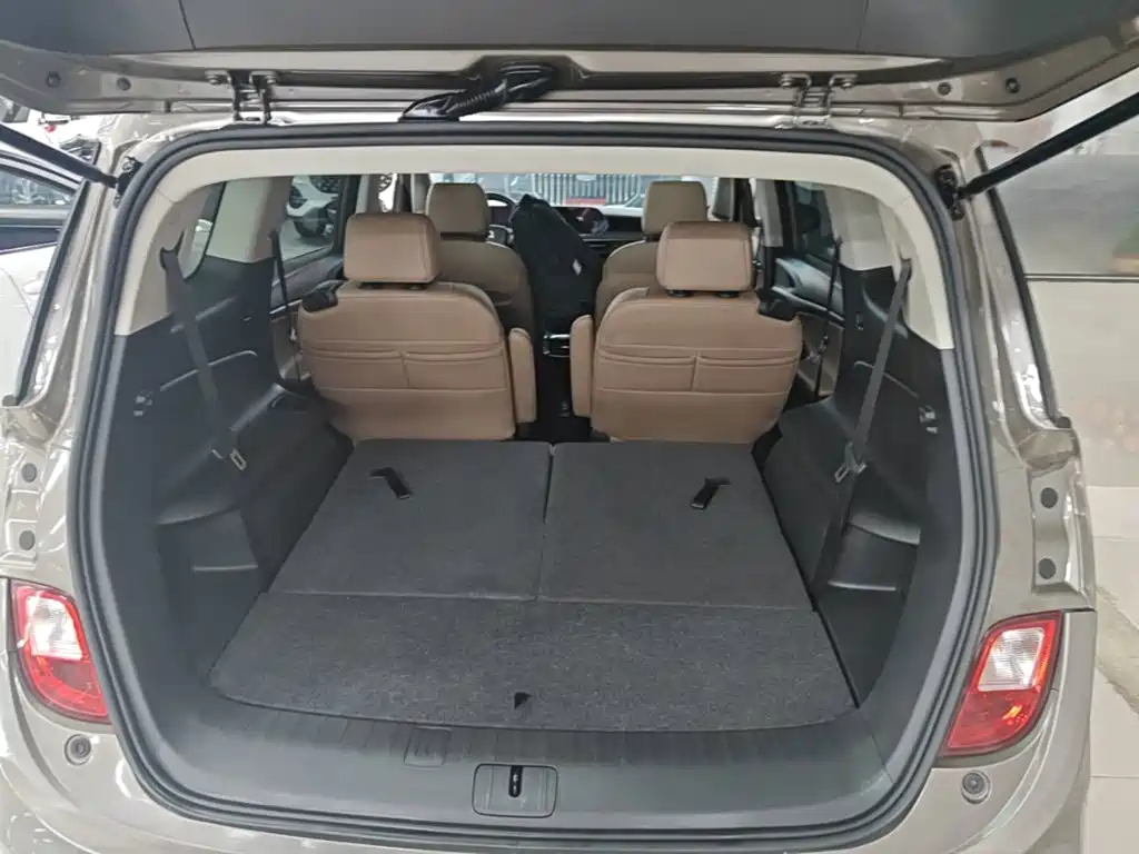 Buick GL6 2021 2021 323T Mild Hybrid Connected Luxury
