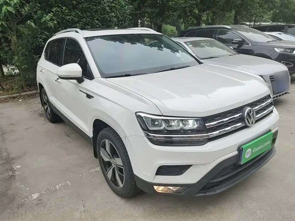 Volkswagen Tharu 2020 280TSI 2WD Comfort Edition China VI фото 4
