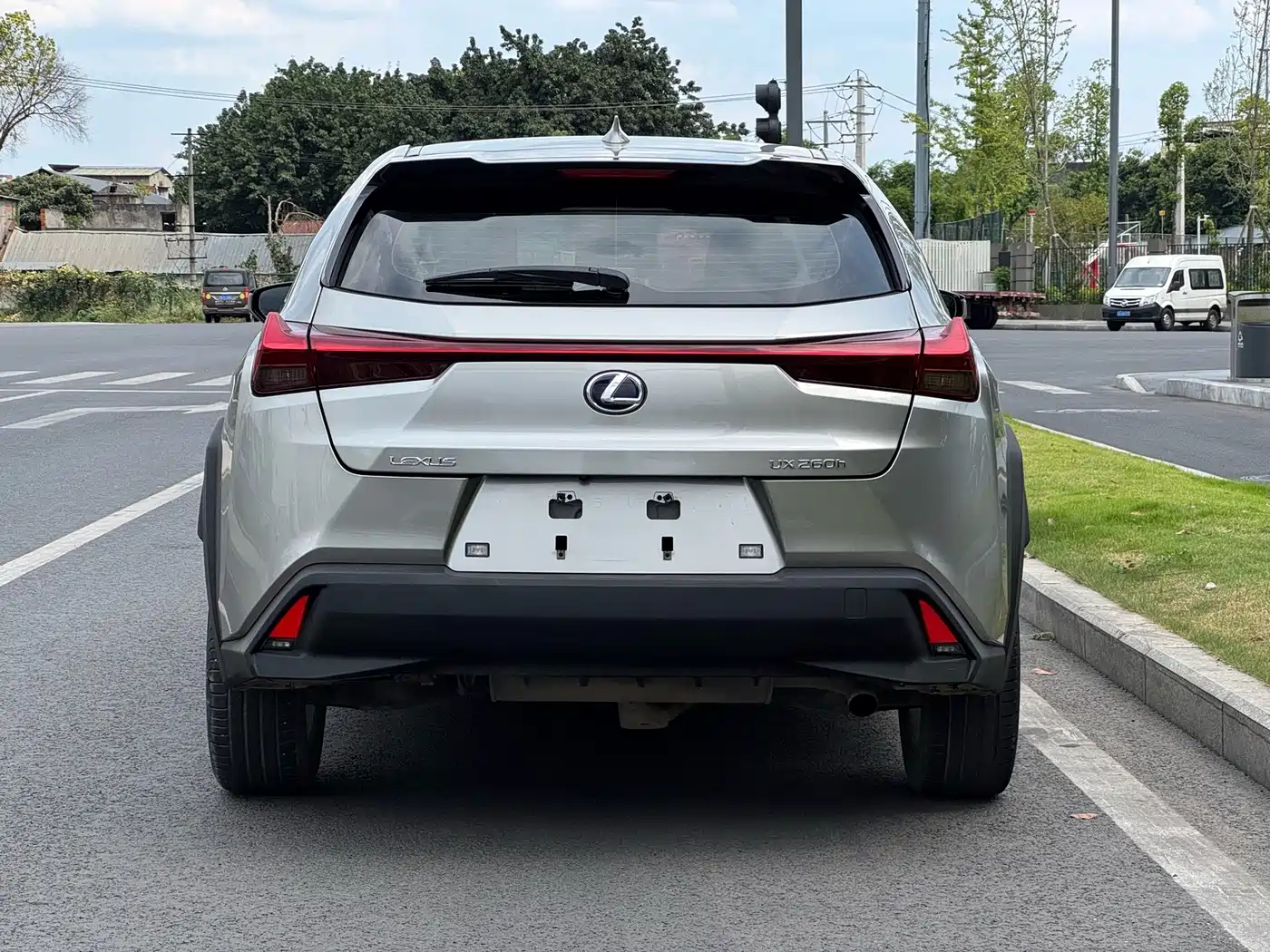 Lexus UX 2020 2020 260h Explore Cool Edition China V