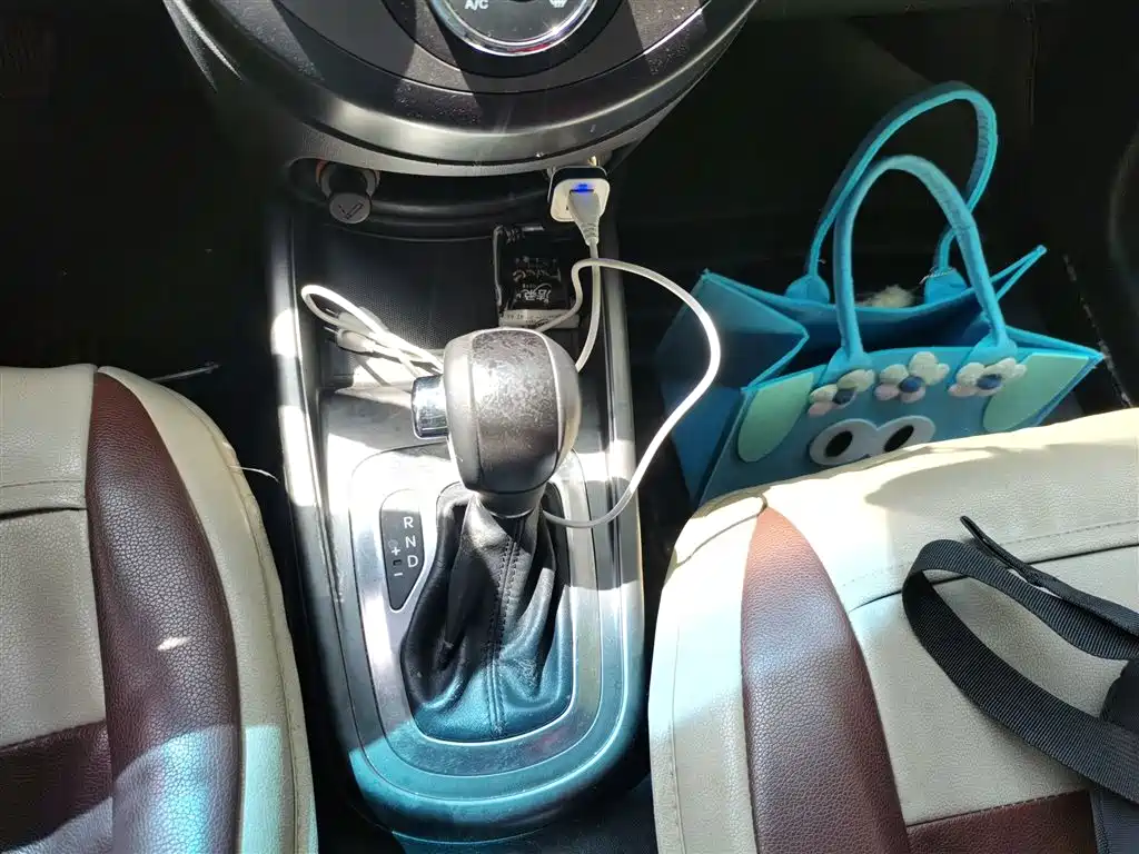 Kia Soul 2013 1.6L AT GL фото 15