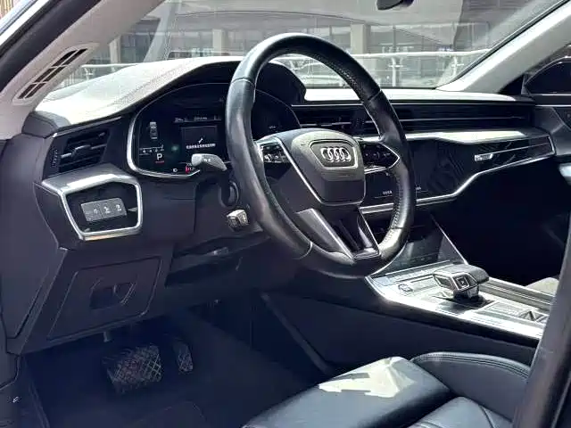 Audi A7 2021 45 TFSI Premium Selection фото 4