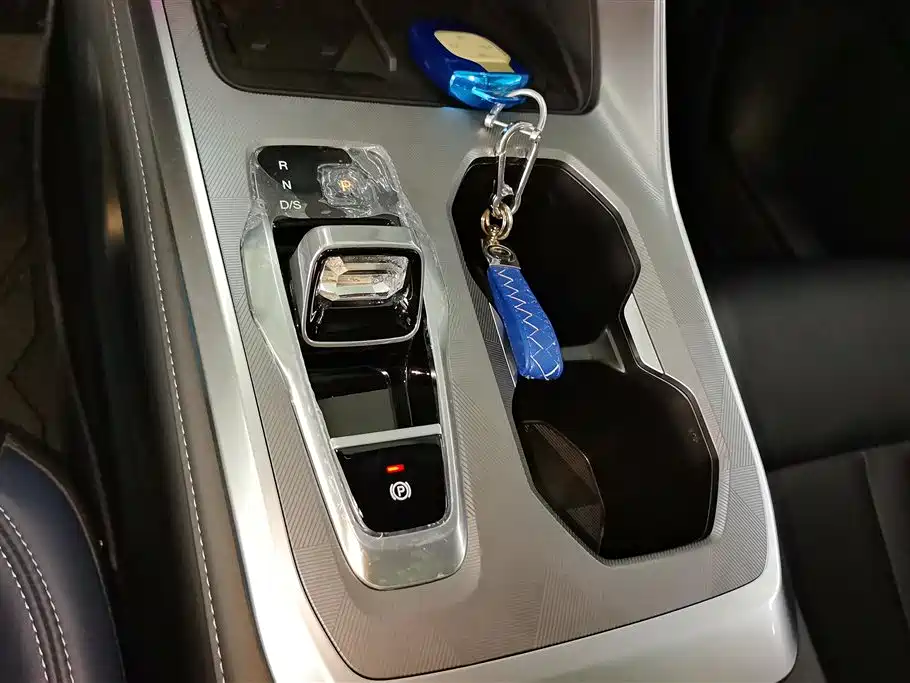 GAC Trumpchi Trumpchi GS3 2023 Shadow Speed 270T Smart Power Edition фото 16