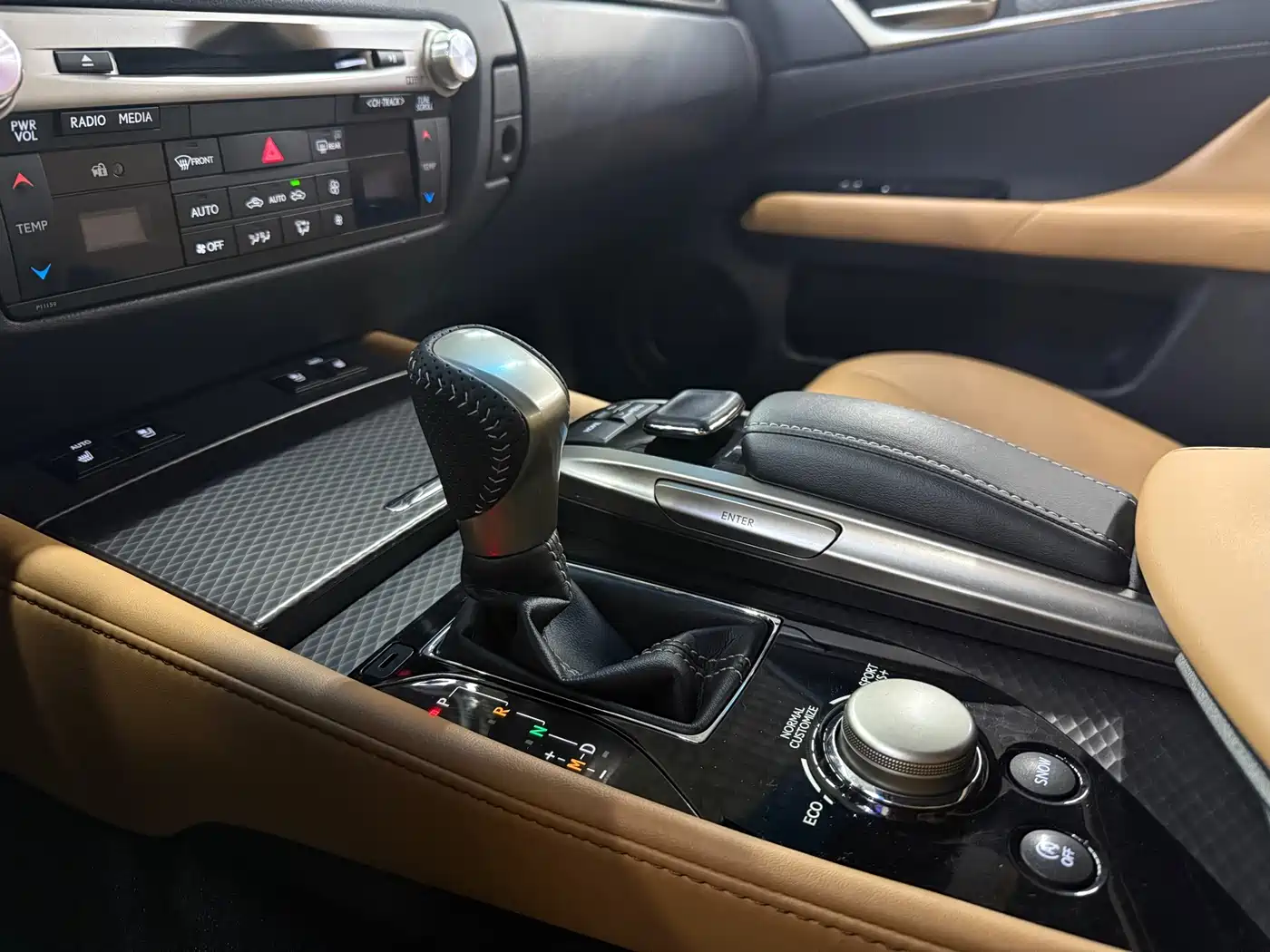 Lexus GS 2016 200t F SPORT фото 13