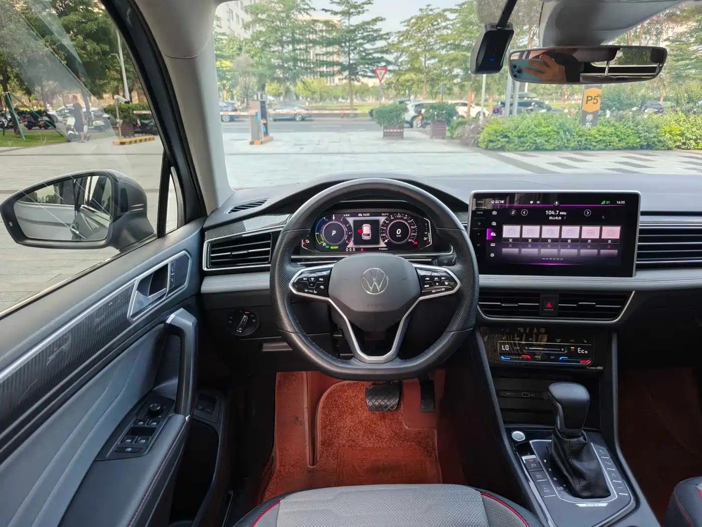 VOLKSWAGEN TIGUAN L NEW ENERGY