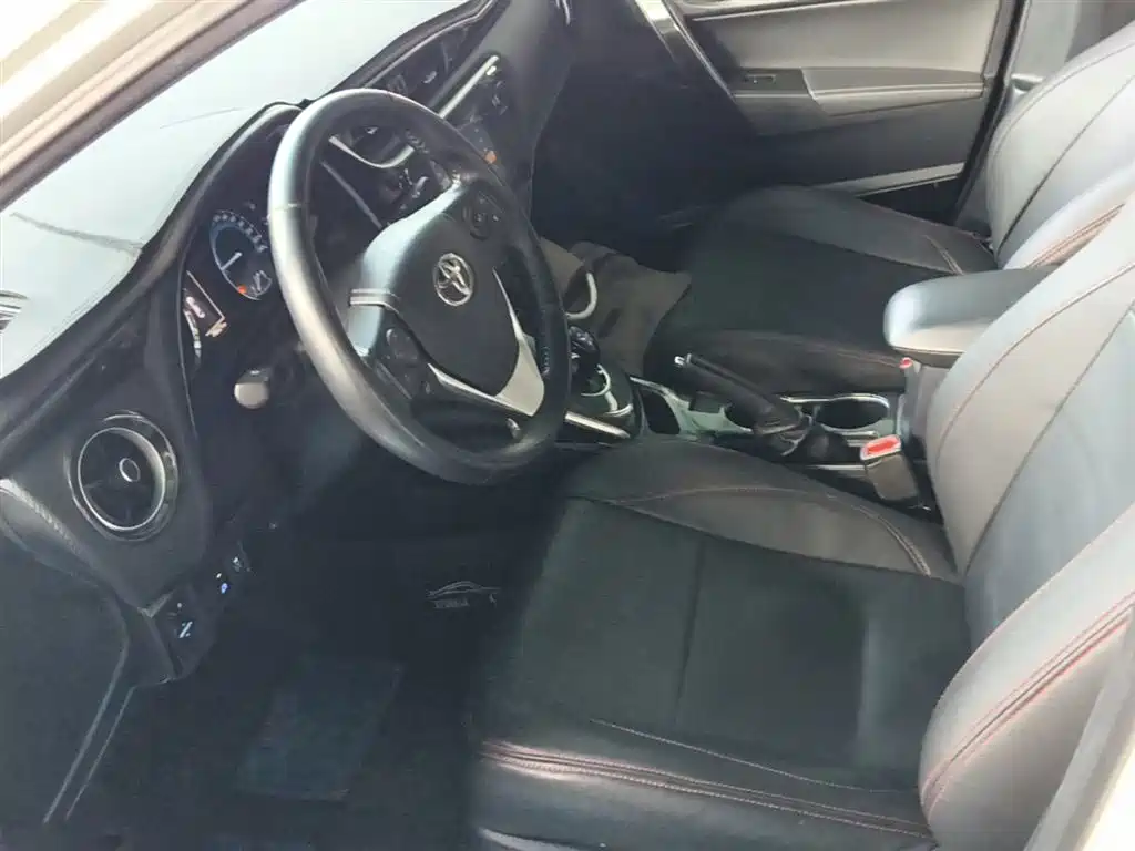 Toyota Levin 2017 Facelift Hybrid 1.8H V E-CVT Luxury Version China V фото 15