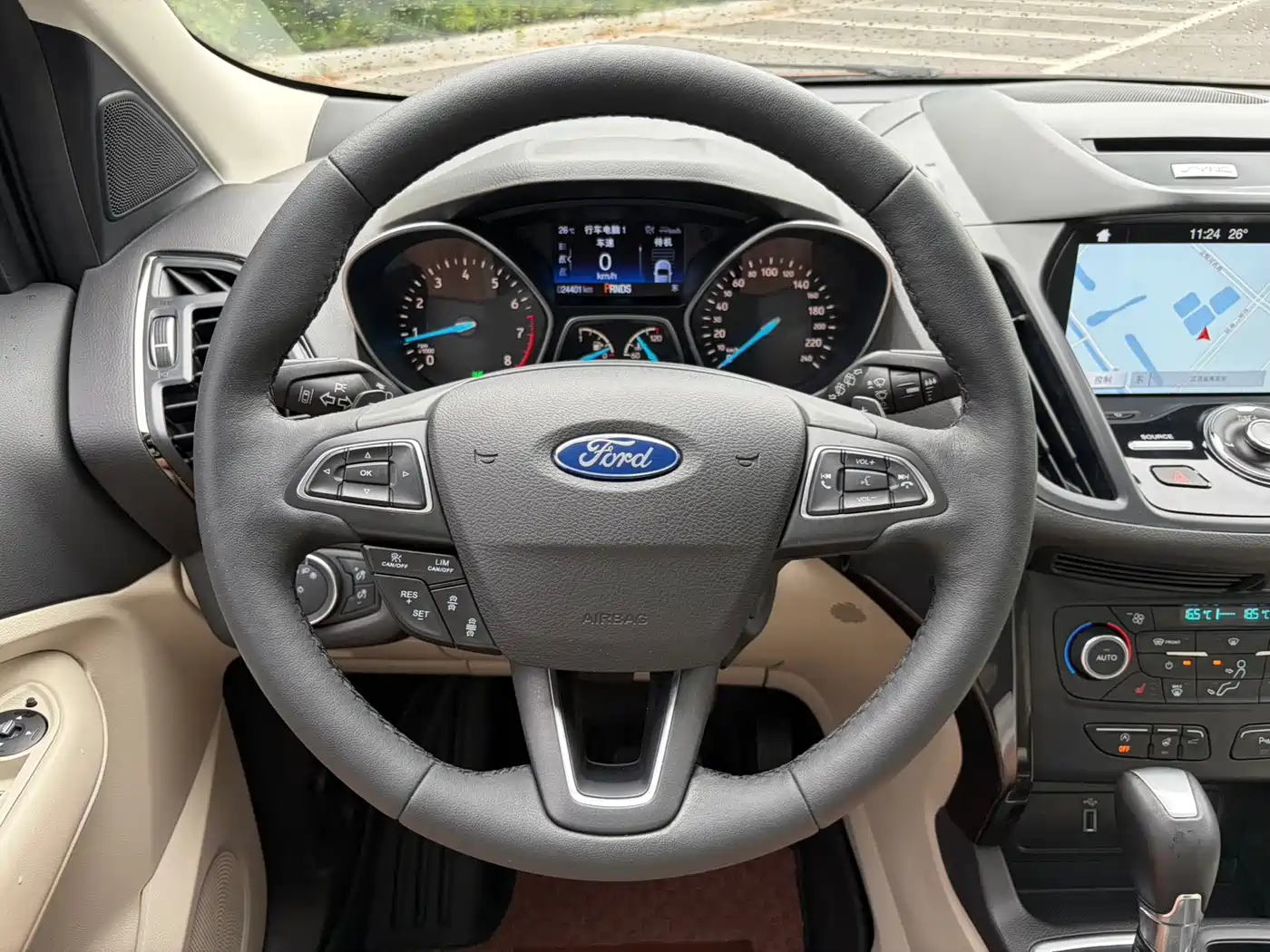 Фото 16 - Ford Kuga