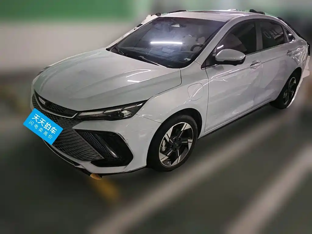 Geely Emgrand L HiP