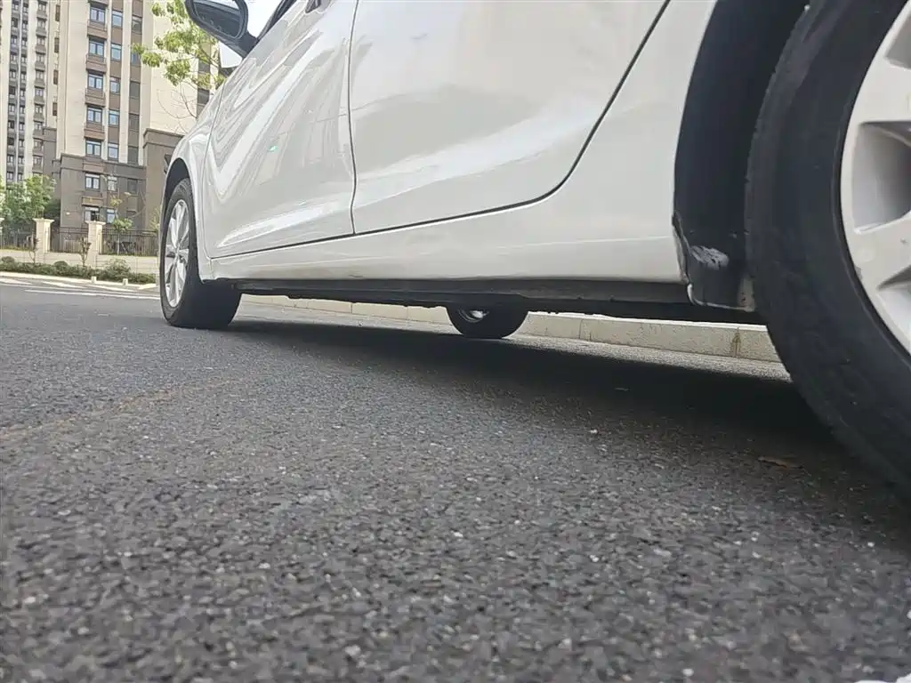 Hyundai Langdong 2016 1.6L Automatic Premium Edition фото 22