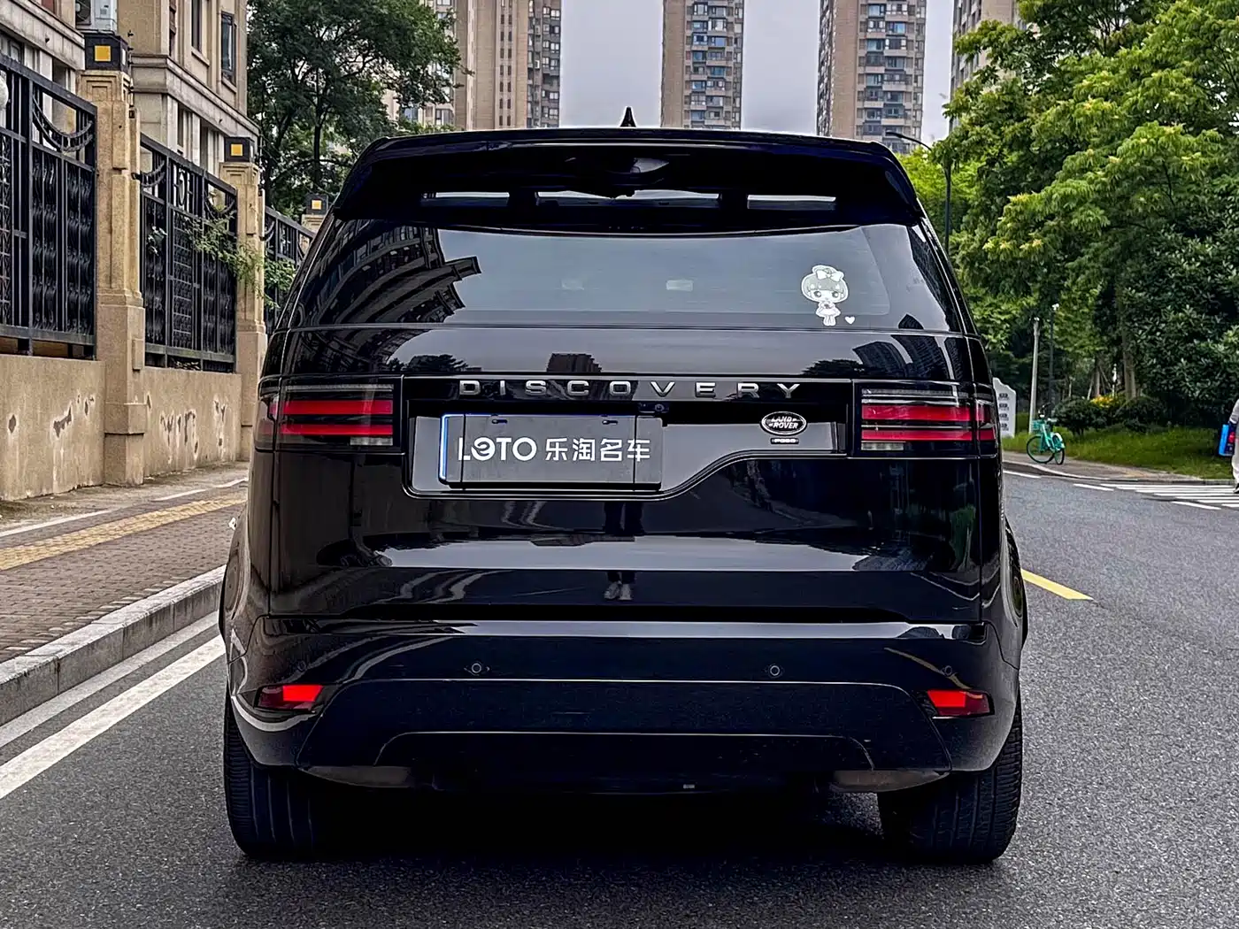Land Rover Discovery 2021 360PS R-Dynamic SE фото 5