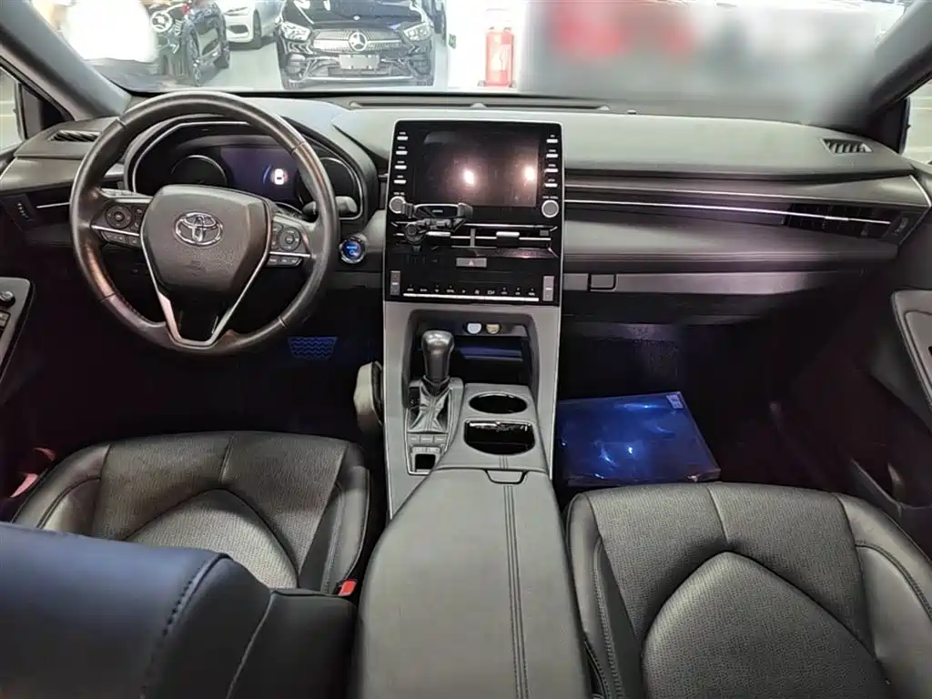 Toyota Avalon 2019 Hybrid 2.5L Luxury Edition China VI фото 10
