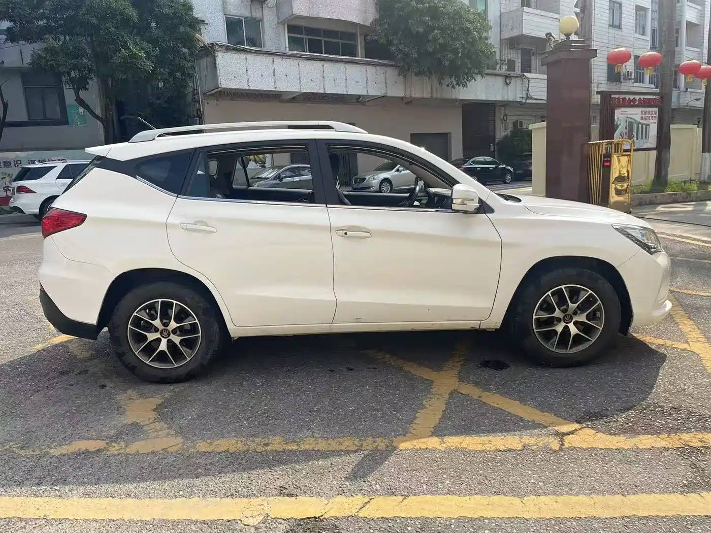 BYD Song 2017 2016 Ultimate Edition 1.5TID Automatic Elite