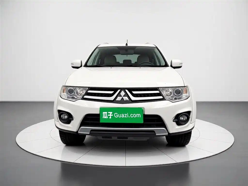 Mitsubishi Pajero Sport 2013 3.0L Automatic 4WD Flagship фото 24
