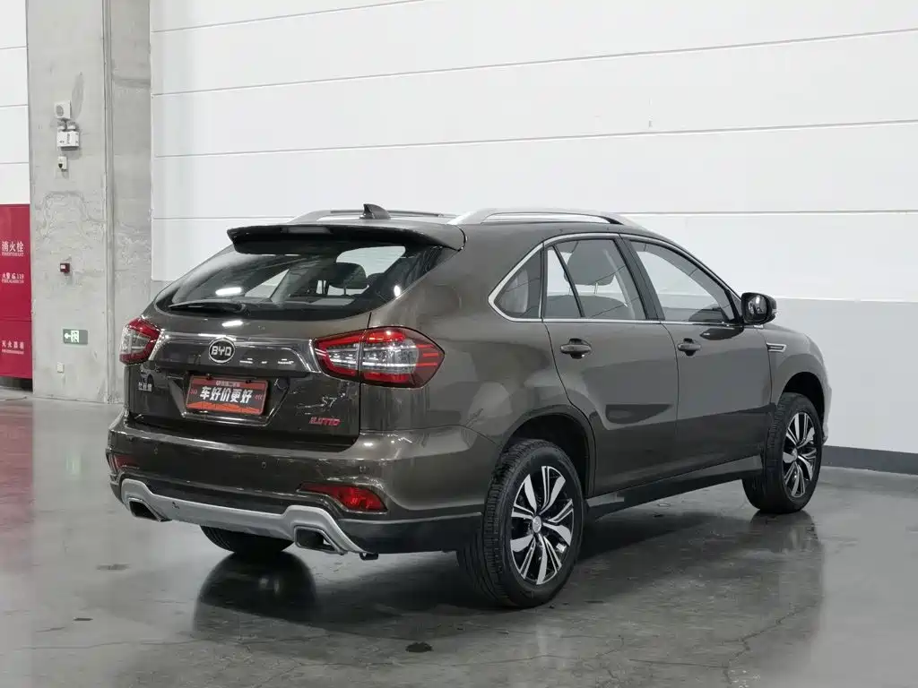 BYD S7 2017 2016 2.0T Auto Premium Plus