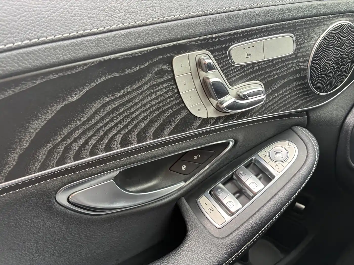 Mercedes-Benz C-Class 2016 C 200 L 4MATIC Sport фото 12