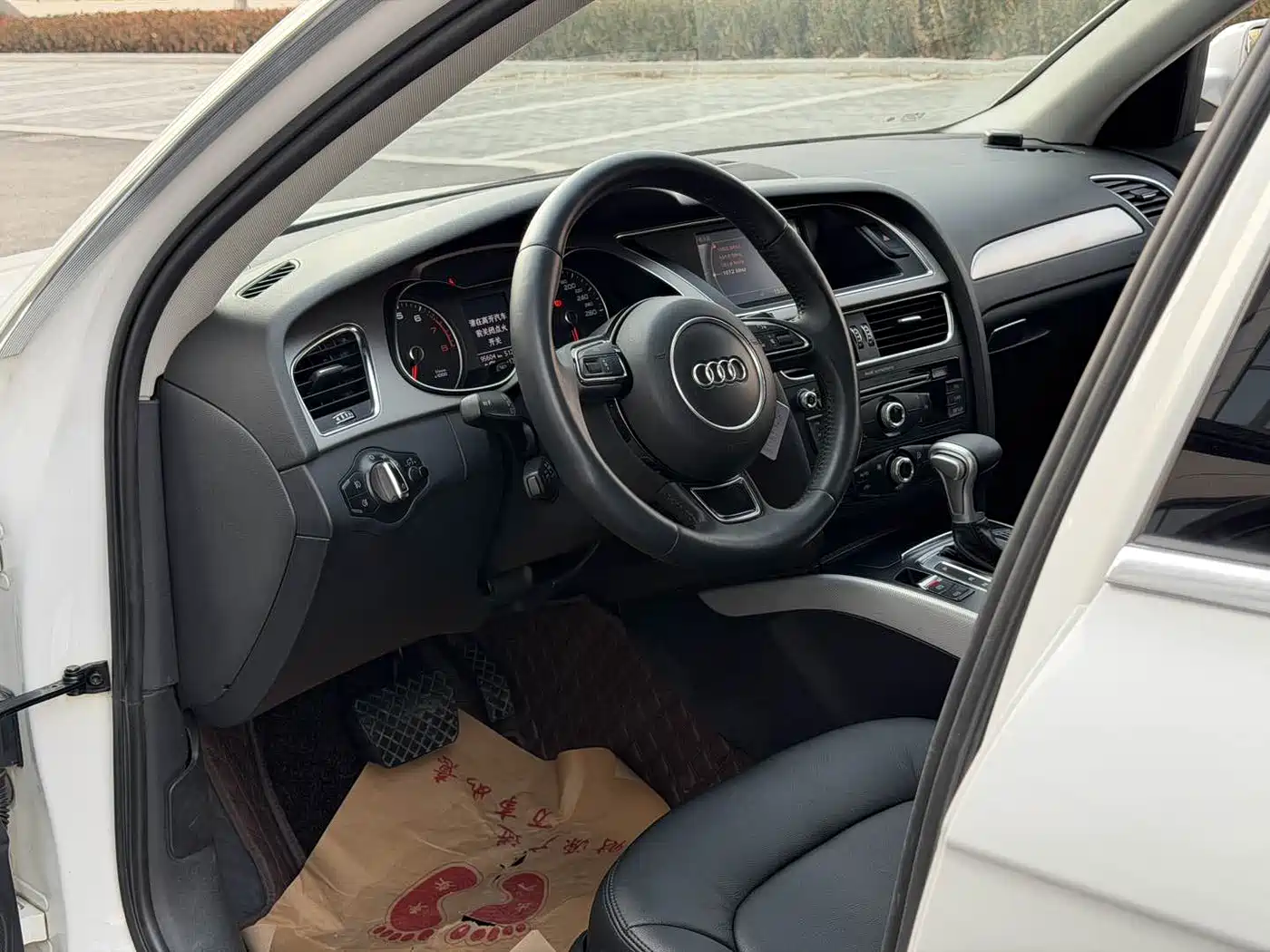 Audi A4L 2013 35 TFSI Automatic Standard фото 12