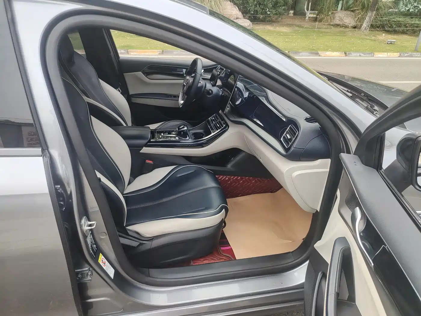 BYD Qin PLUS 2021 DM-i 55KM Flagship фото 13