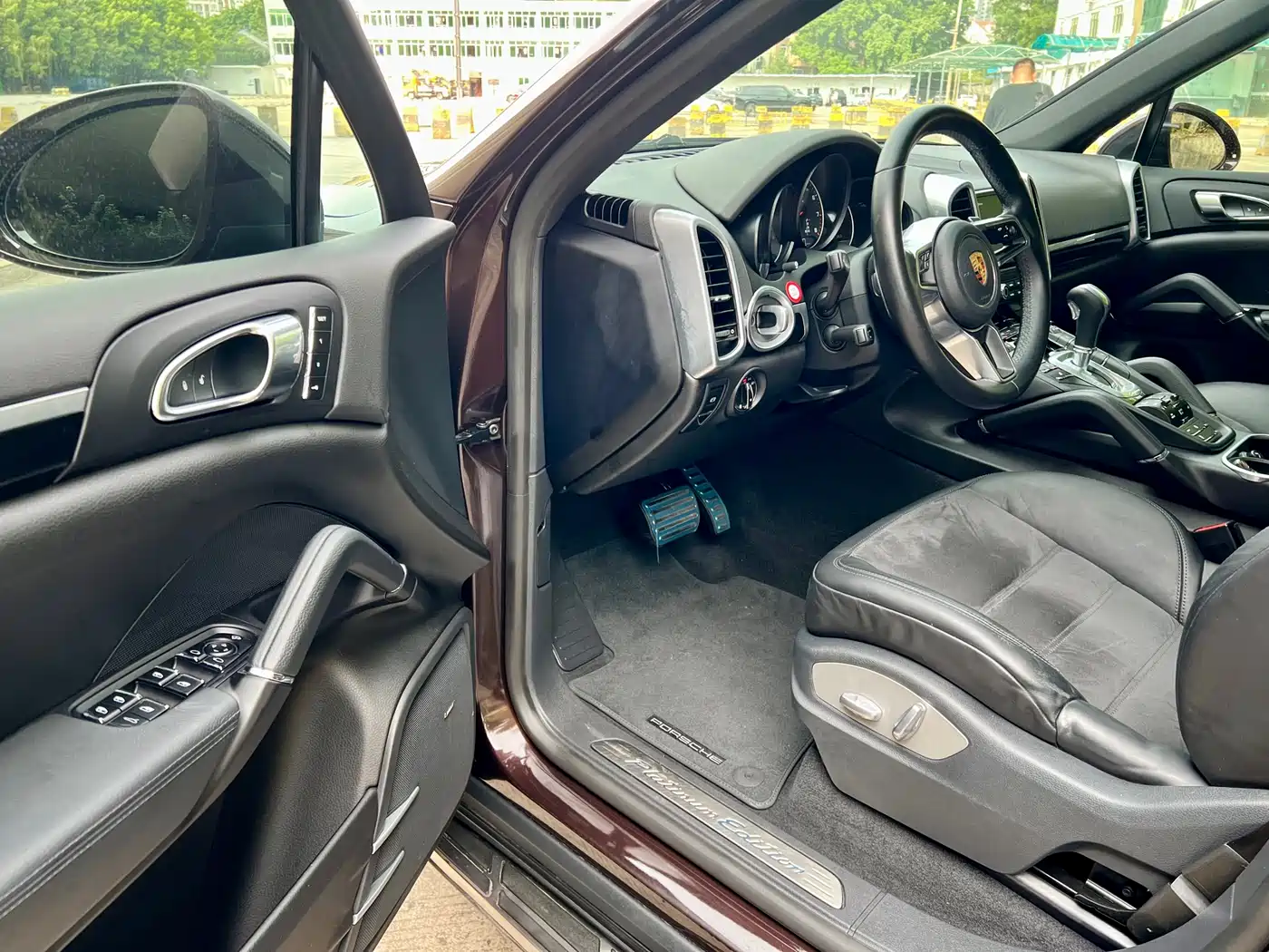 Porsche Cayenne 2016 Cayenne Platinum Edition 3.0T фото 6