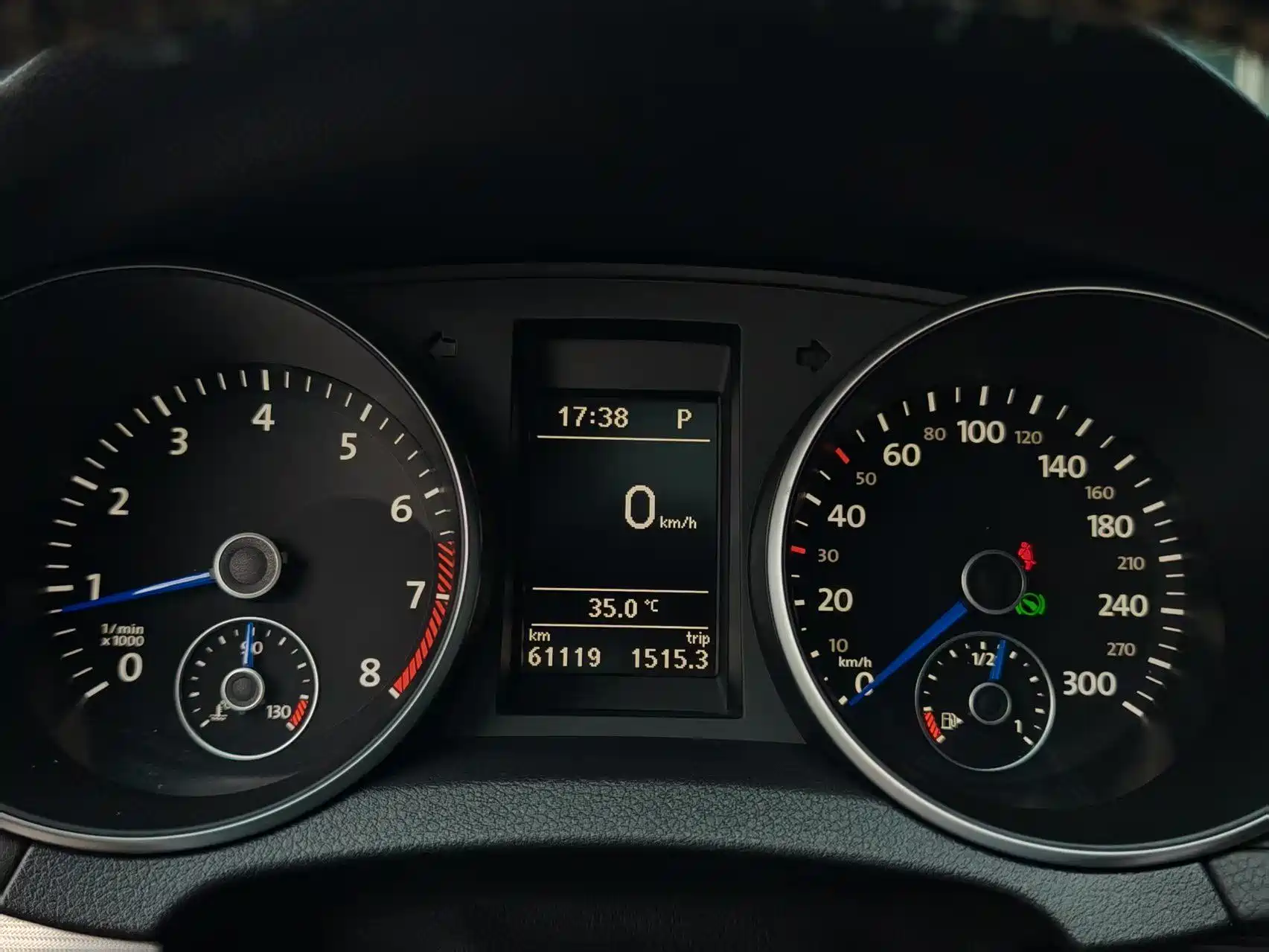 Фото 9 - Volkswagen Golf (Import)