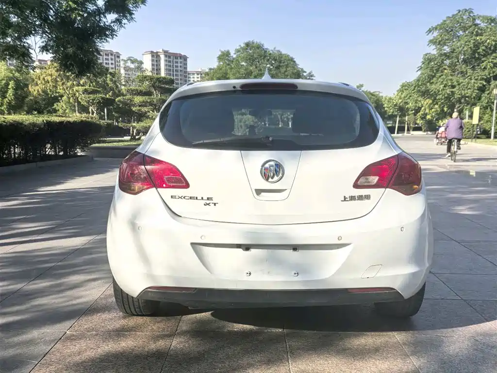 Buick Excelle 2014 XT 1.6L Automatic Fashion фото 5