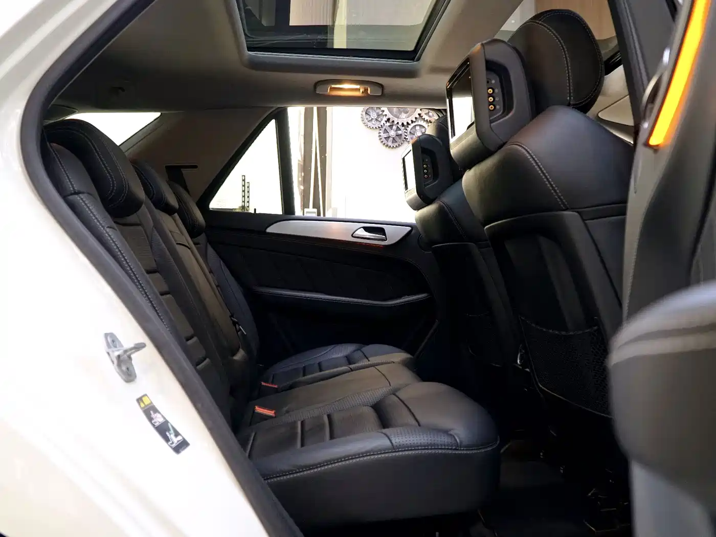 Mercedes-Benz M-Class AMG 2012 AMG ML 63 фото 4