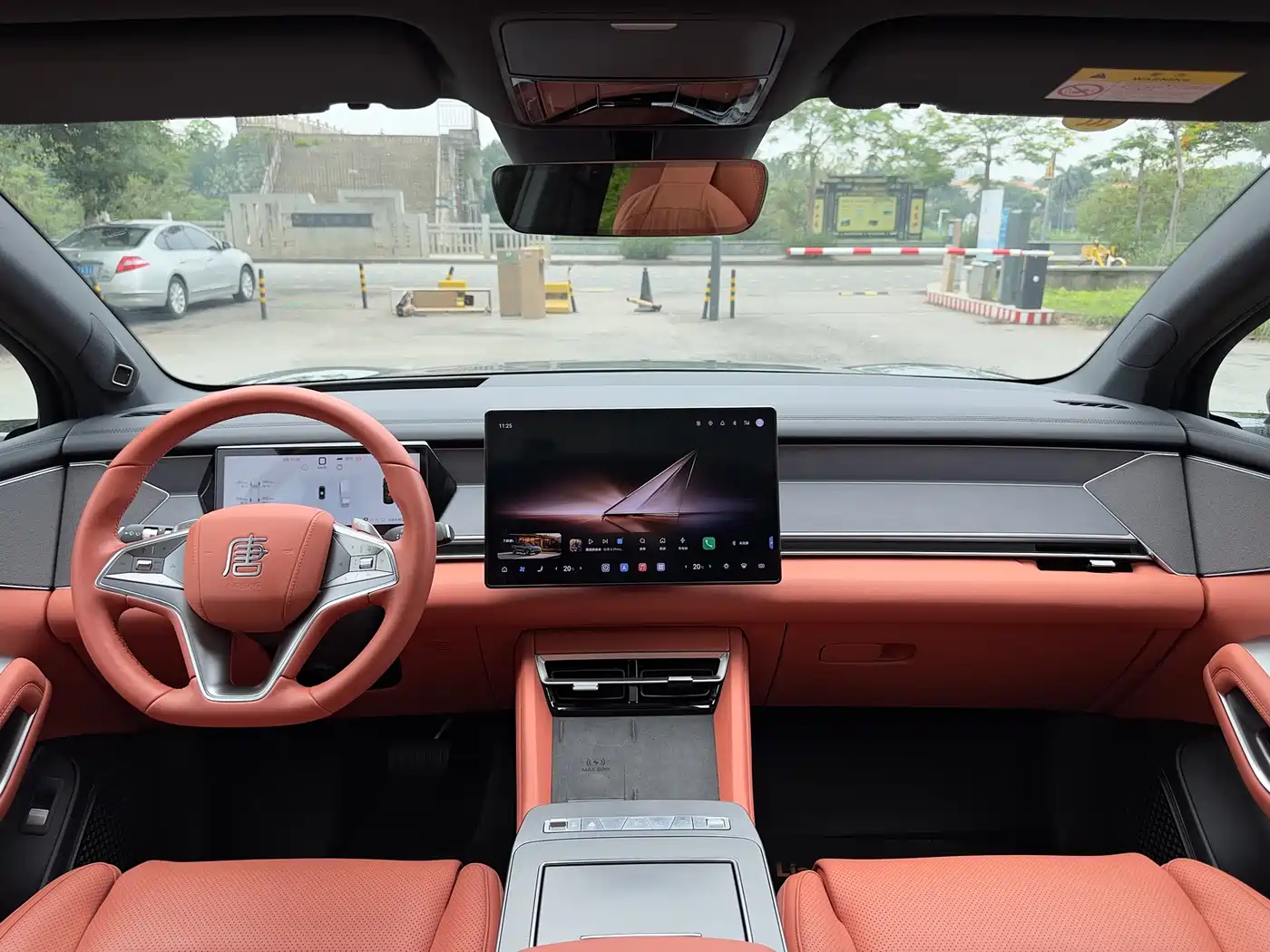BYD Tang L 2025 DM 175KM Drone Player Edition фото 16