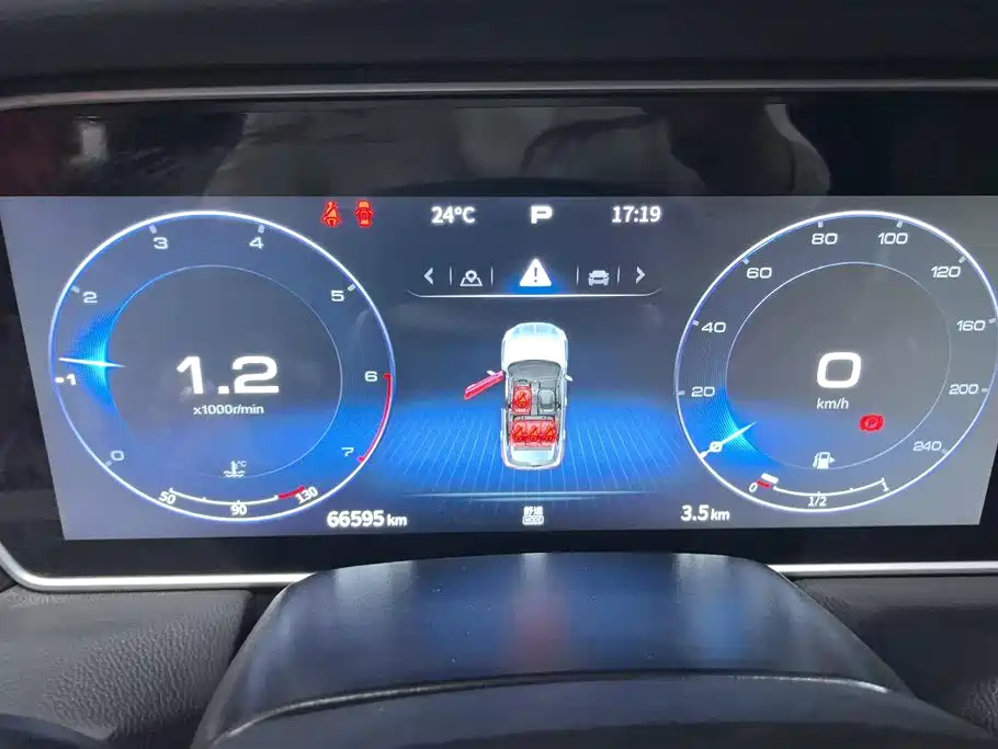 Hongqi HS5 2022 2.0T Smart Connect Premium Edition фото 14