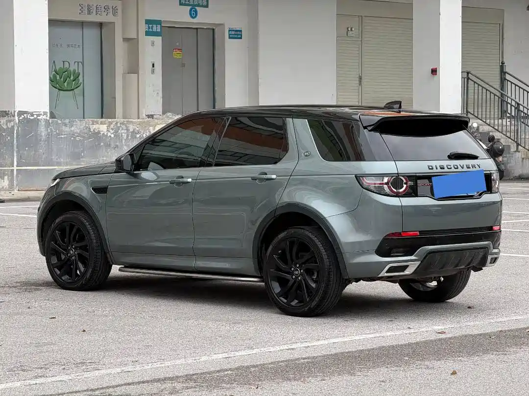 Land Rover Discovery Sport 2019 240PS SE Edition China V фото 6