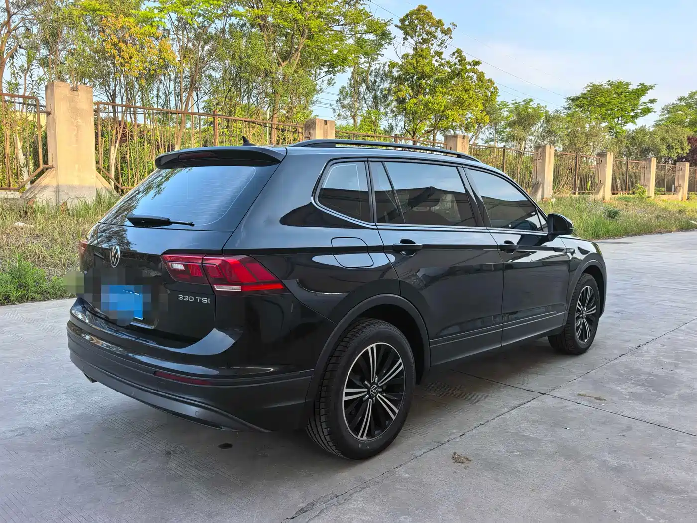 Volkswagen Tiguan L 2021 330TSI Automatic 2WD Comfort фото 5