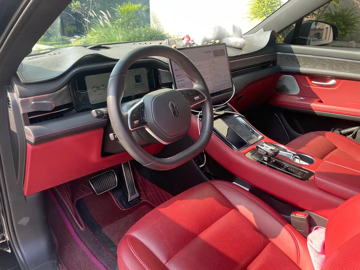 AITO Wenjie AITO M5 2023 Extended Range RWD Smart Drive Edition фото 12