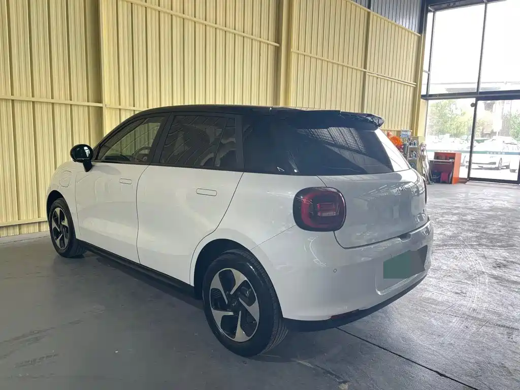 JAC Yiwei Yiwei 3 2024 2024 Beloved Edition 330km Air