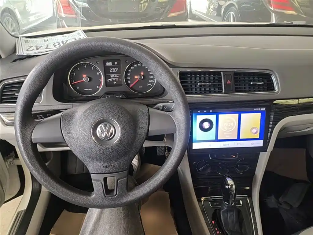 Volkswagen Lavida Tour 2013 1.4TSI Automatic Comfort фото 10