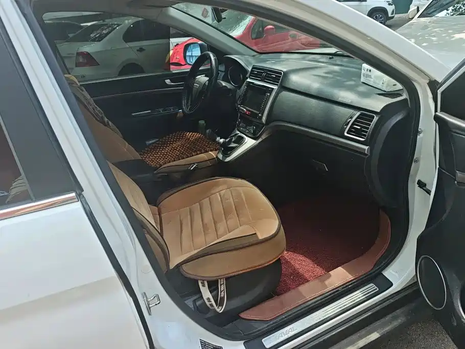 Haval M6 2018 2017 1.5T Manual 2WD Elite