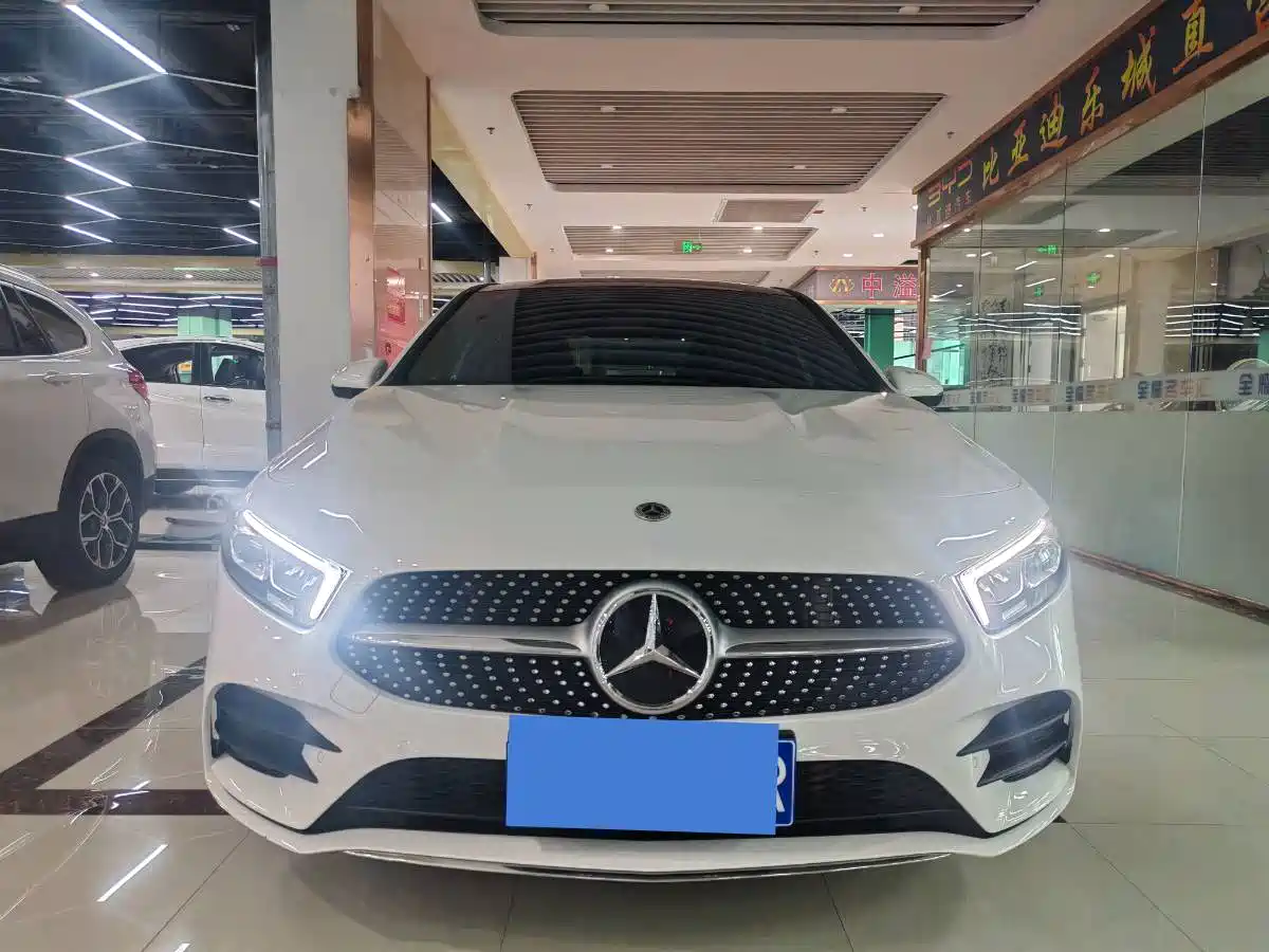 Mercedes-Benz A-Class 2022 Facelift A 200 L Sport Sedan Fashion Style фото 2