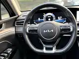 Photo 16 - Kia K5