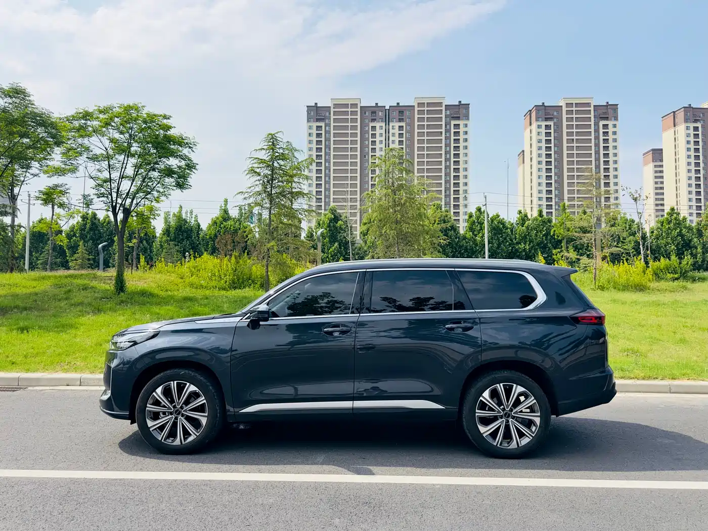 Exeed Landmark 2025 400T 4WD Starlight Edition 7-Seater фото 10