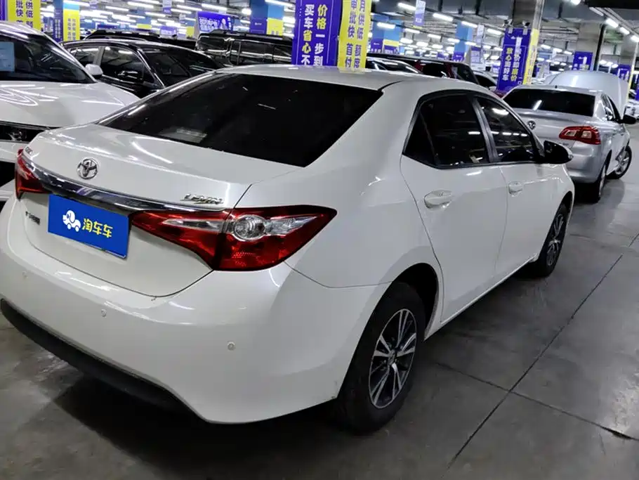 Toyota Levin 2014 1.6G CVT Elite Edition фото 3