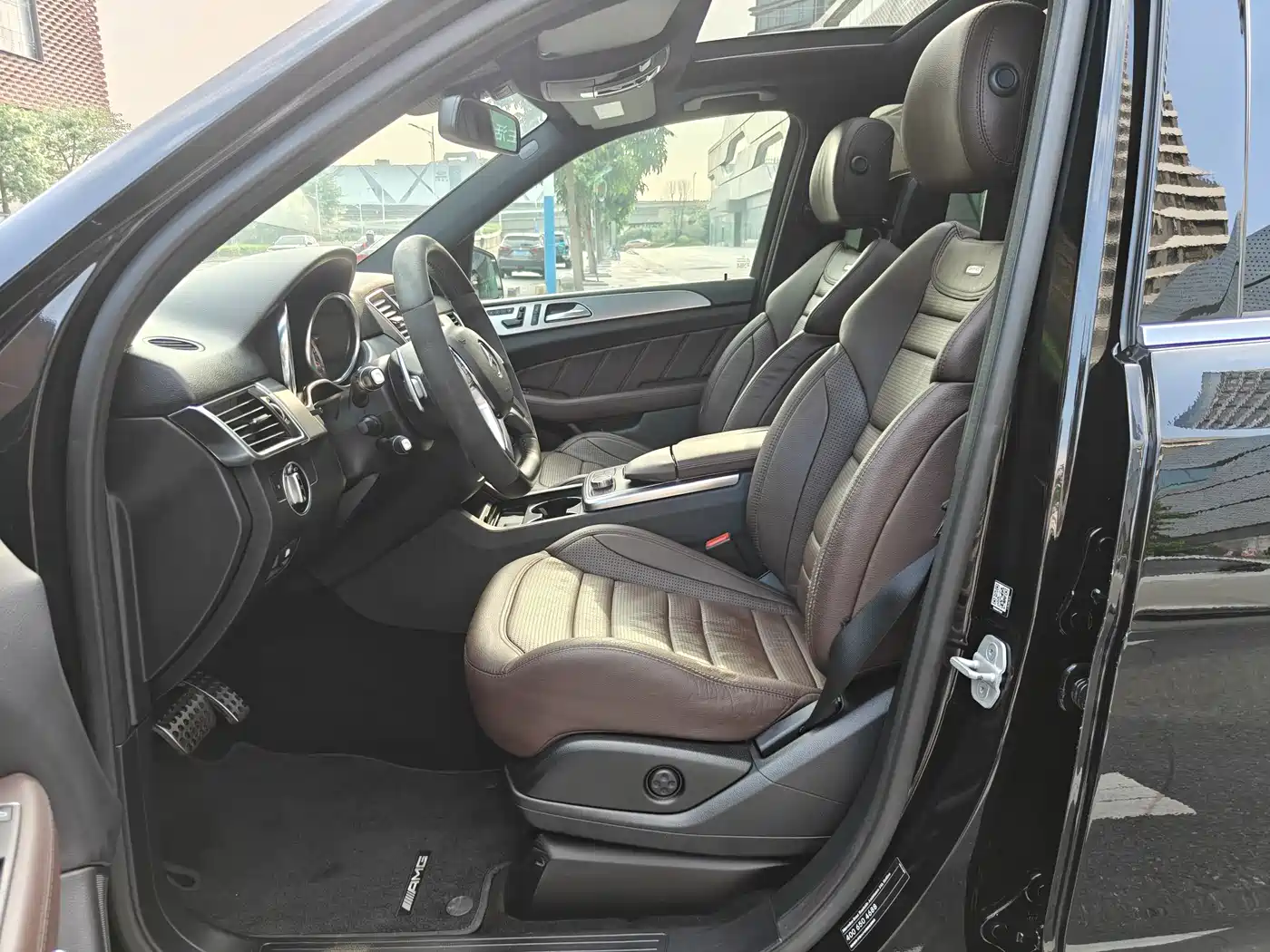 Mercedes-Benz M-Class AMG 2014 AMG ML 63 фото 5