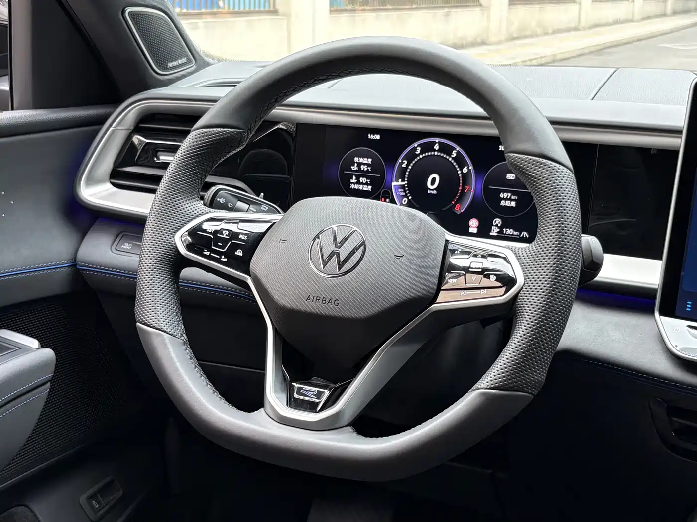Volkswagen Teramont 2026 Teramont Pro 450TSI 4WD Summit Edition фото 12