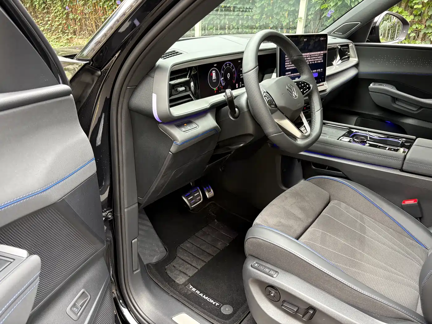 Volkswagen Teramont 2026 Teramont Pro 450TSI 4WD Summit Edition фото 5