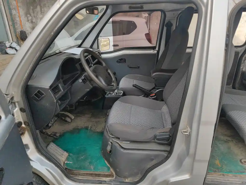 Wuling Motors Wuling Zhiguang 2017 2015 1.2L Utility LSI