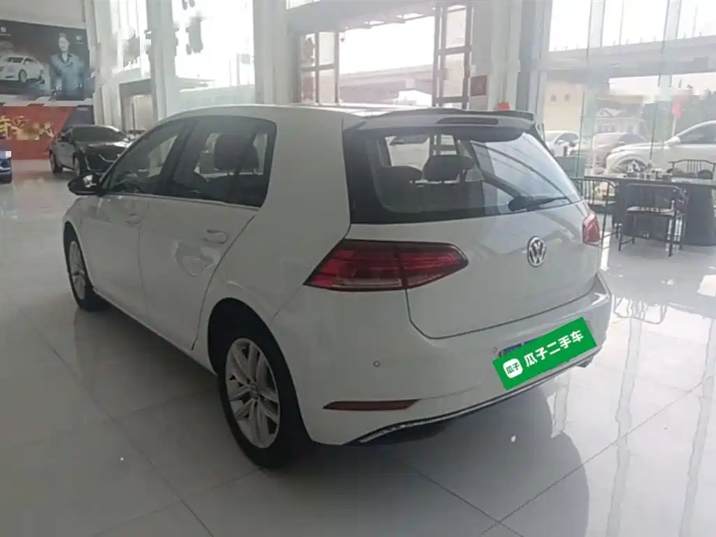 Volkswagen Golf 2018 230TSI Automatic Comfort фото 5