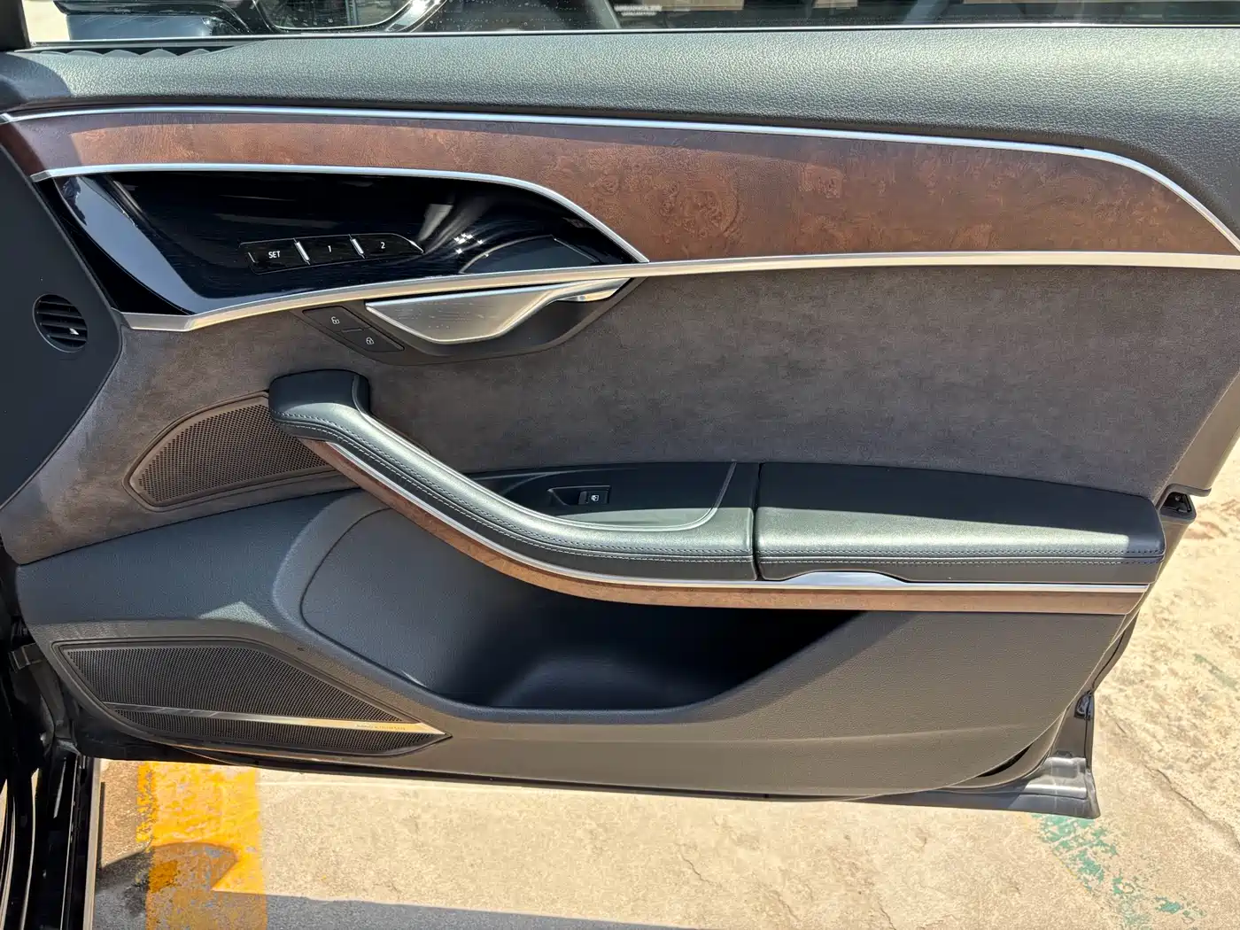 Audi A8 2018 A8L 55 TFSI quattro Luxury фото 10