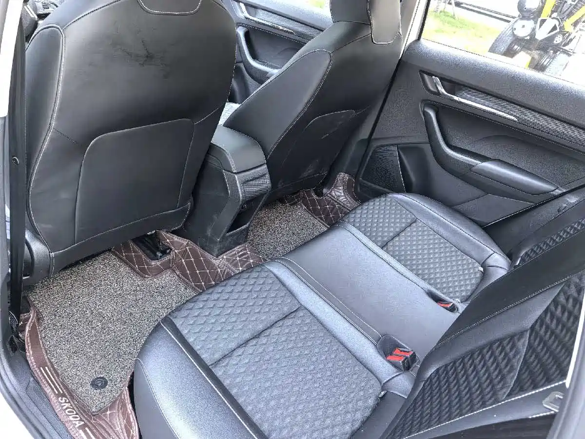 Škoda Kamiq 2020 Model 1.5L Automatic Comfort фото 23