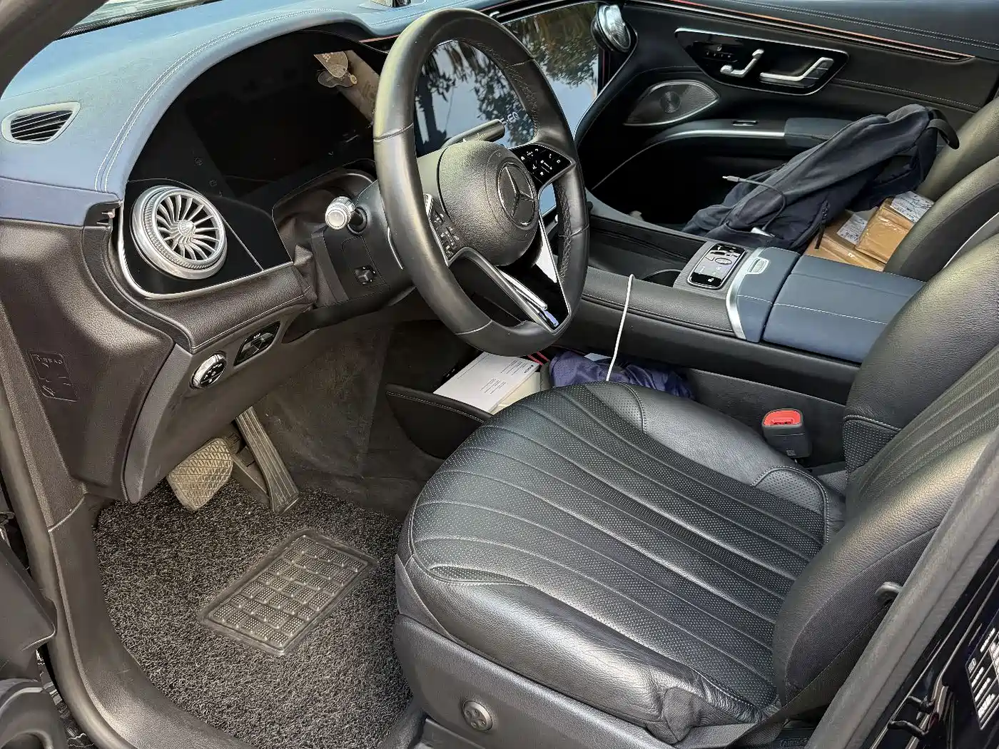 Mercedes-Benz EQS SUV 2023 450+ фото 9