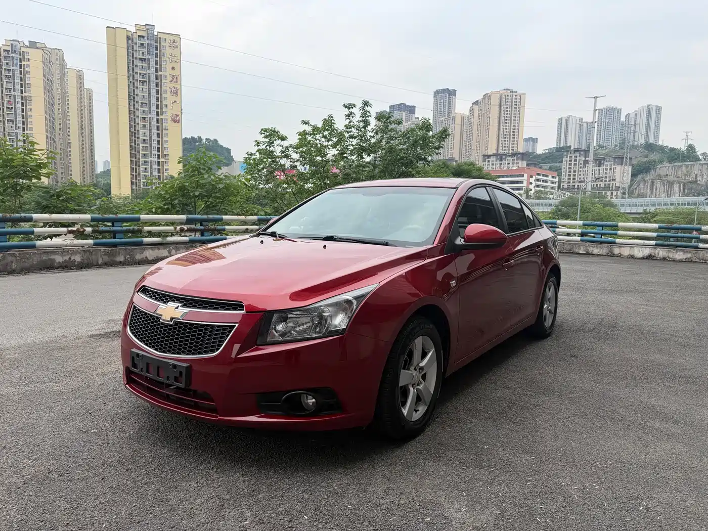 Chevrolet Cruze 2013 Model 1.8L SE AT
