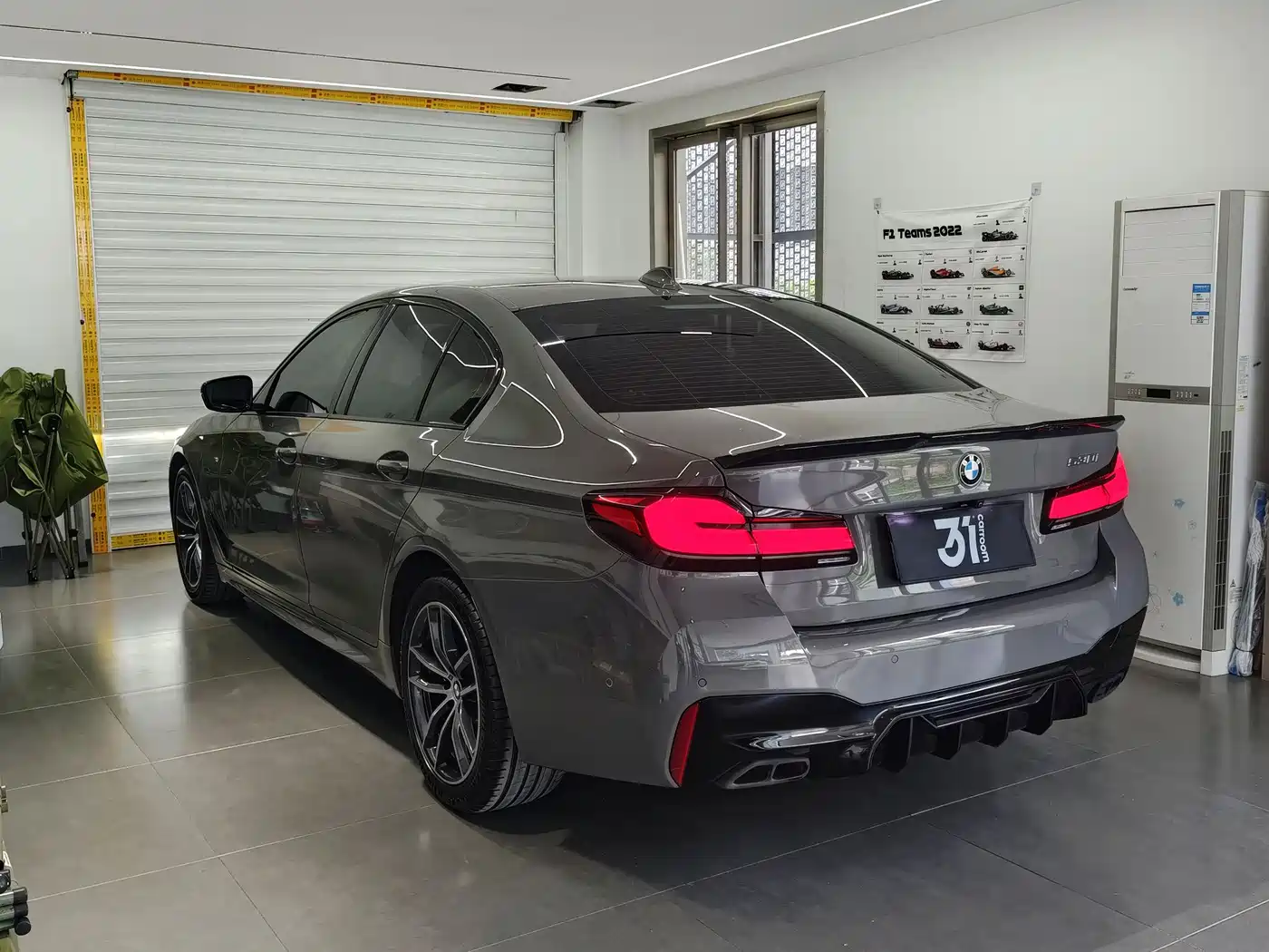 BMW 5 Series (Import) 2021 525i M Sport Package фото 9