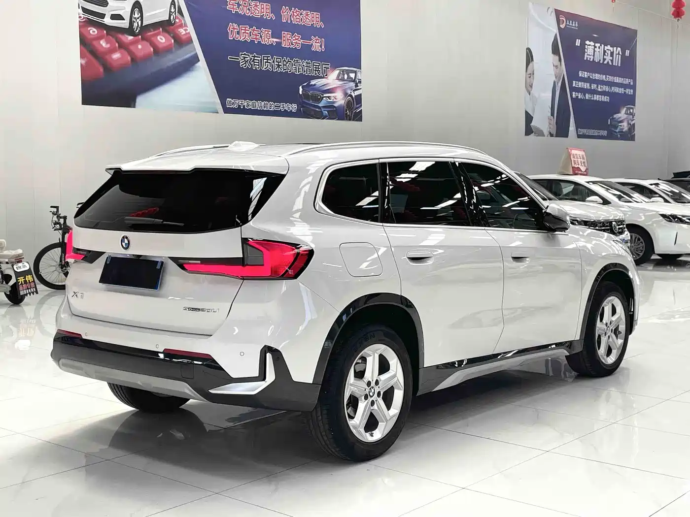 BMW X1 2023 sDrive20Li X Design Package фото 4