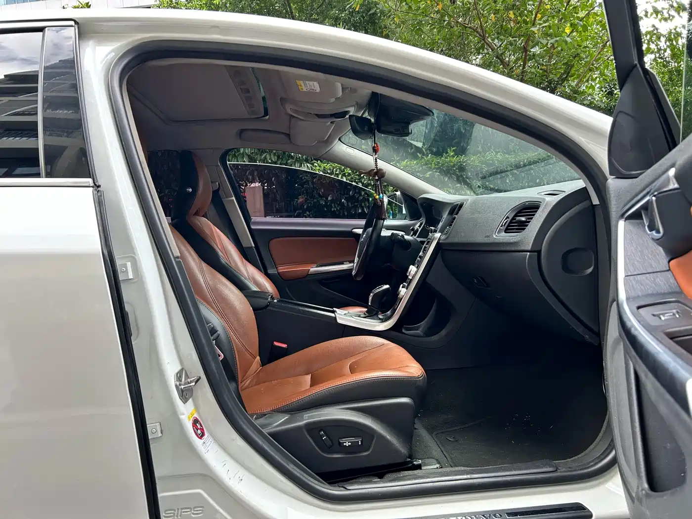 Фото 7 - Volvo S60