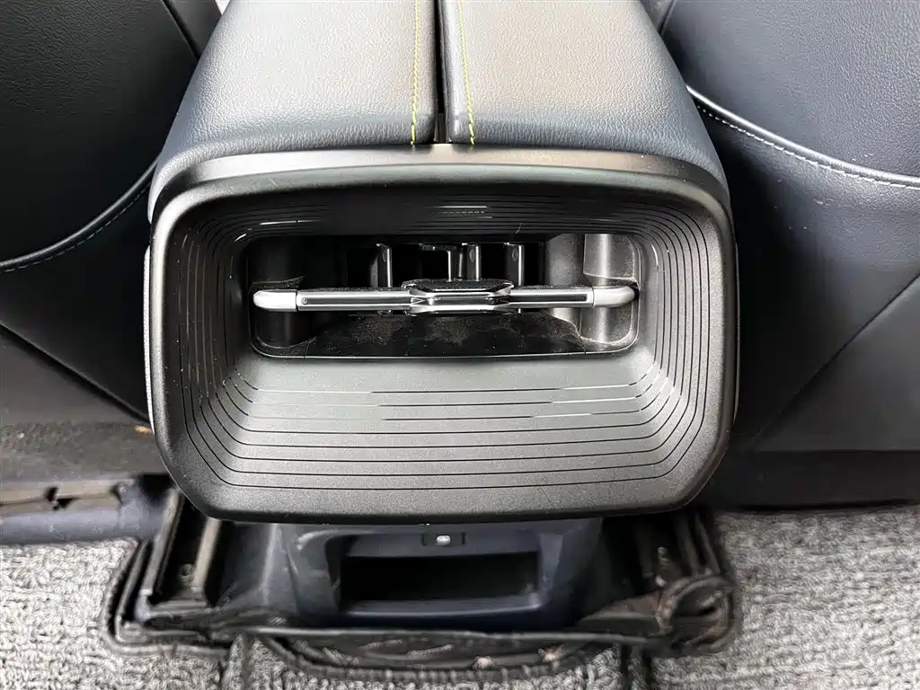 Baojun RM-5 2020 2019 1.5T CVT 24-hour Online Premium 6-seater